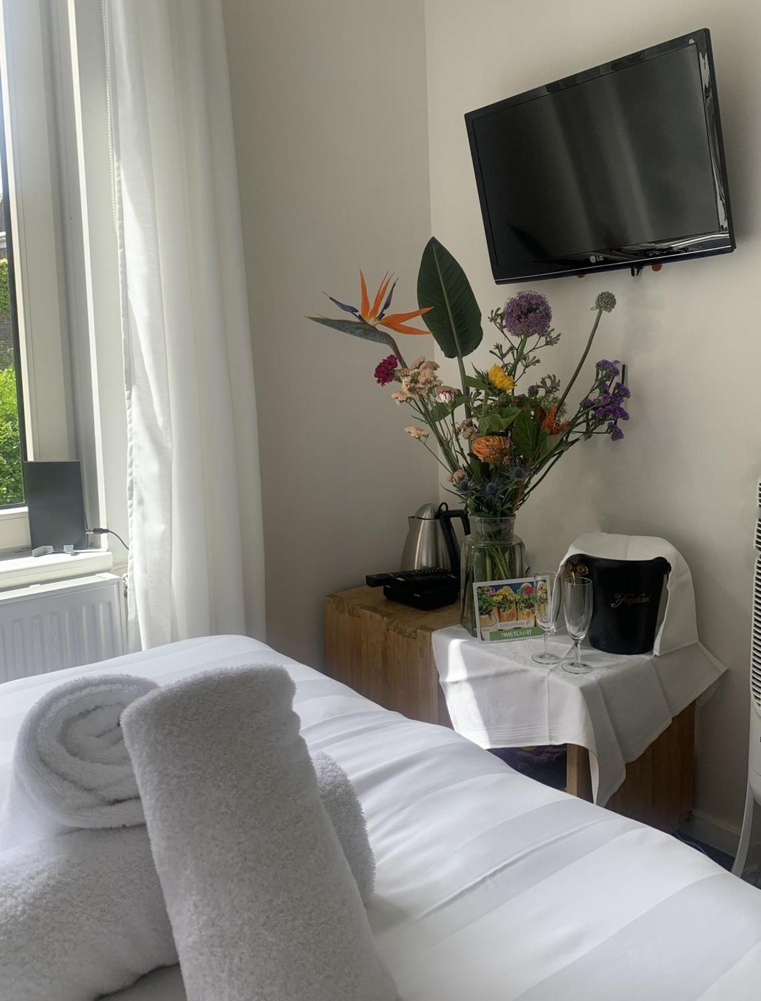 De Stadswal Bed & Breakfast 2*